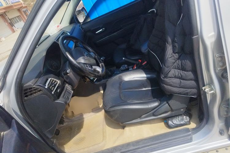 Used Great Wall Wingle 5 2017 2.0T European-Style Diesel Two-Wheel Drive Navigation Version Big Double-Cab GW4D20B