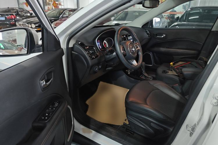 Used Jeep Compass 2019 220T Automatic Family Edition