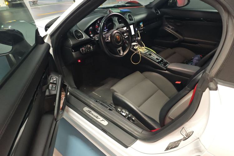 Used Porsche 718 2019 Boxster T 2.0T Driver Seat
