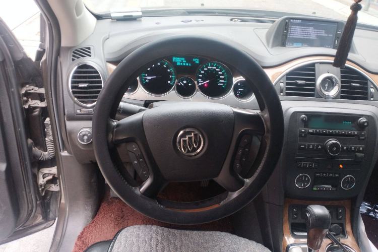 Used Buick Enclave 2013 3.6L Two-Wheel-Drive Elegance Edition