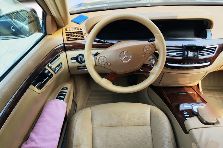 Used Mercedes-Benz S-Class 2012 S 350 L Grand Edition Steering Wheel