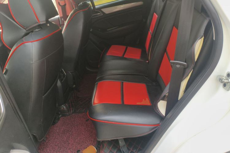 Used Roewe RX5 2018 30T Two-Wheel Drive Automatic Internet Platinum Edition Left Rear Seat