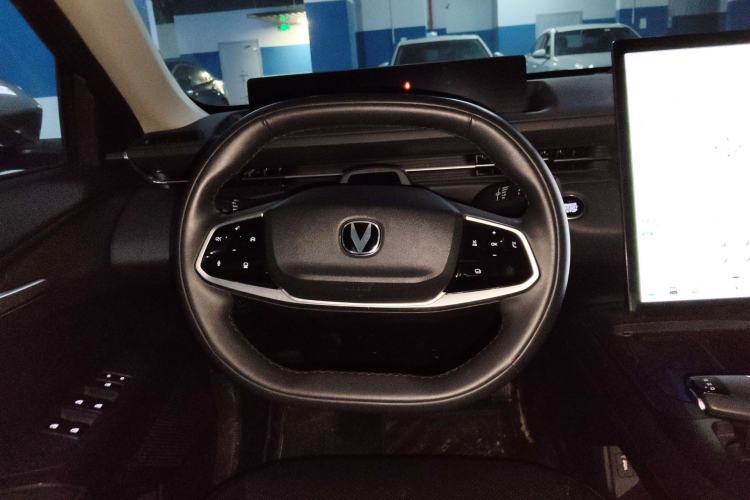 Used CHANGAN Eado DD 2023 Blue Whale NE 1.5T GDI DCT Navigation Model Steering Wheel