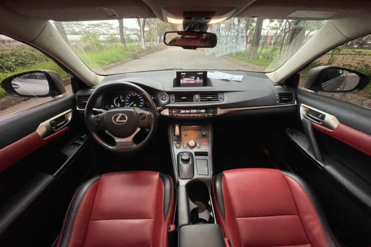 Used Lexus CT 2017 CT200h Comfort Edition Monochrome China V Standard Interior 8