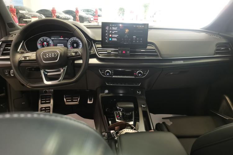 Used Audi Q5L 2025 quattro 45th Anniversary Edition 45 TFSI Luxury Dynamic Model
