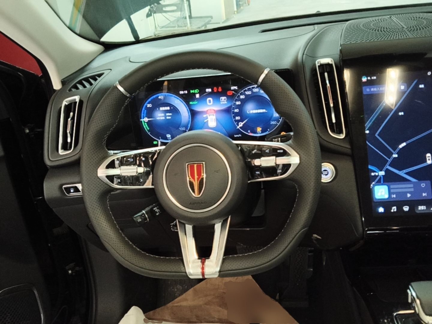 Hongqi HS3 PHEV 2024 PHEV 115km Jingwei Edition — снимка 19