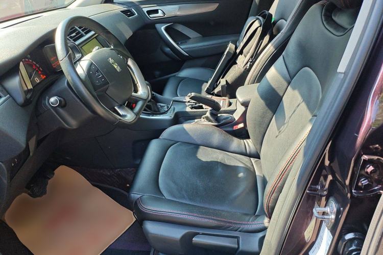 Used DS 5LS 2016 1.6T Style Edition THP160