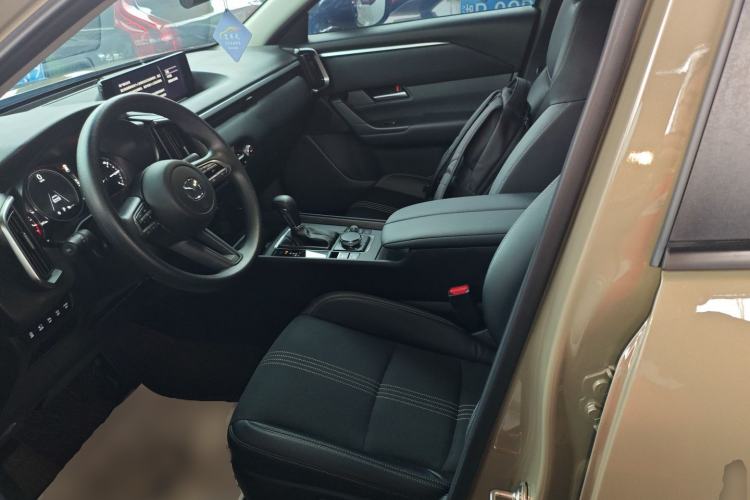 Used Mazda CX-50 2023 2.0L Leading Edition
