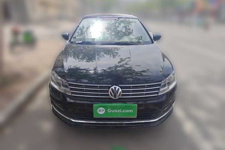 Used Volkswagen Lavida 2017 1.6L Automatic Comfort Edition Front