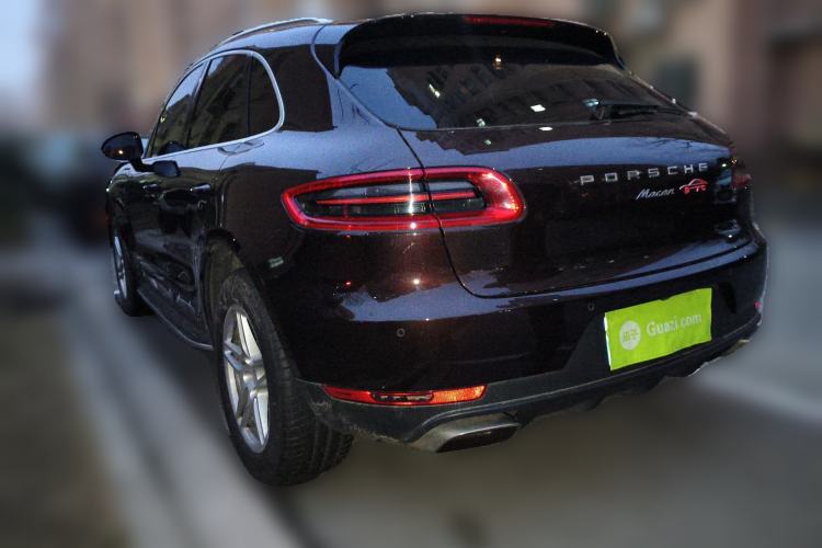 Used Porsche Macan 2017 Macan 2.0T Rear Left 45 Deg