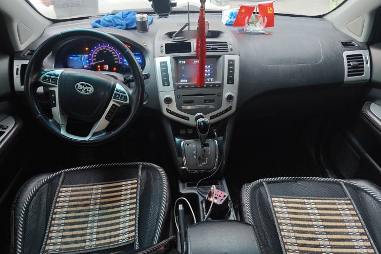 Used BYD S6 2014 2.4L Automatic Prestige 5-Seater