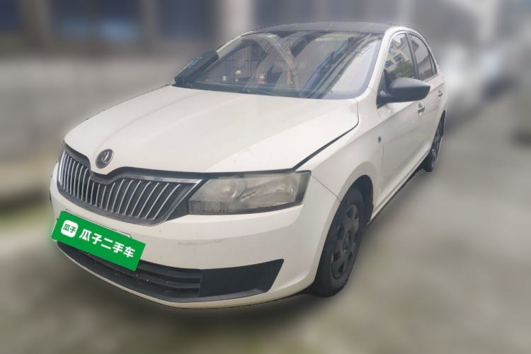 Used Skoda Rapid 2013 1.4L Manual Enjoyment Model