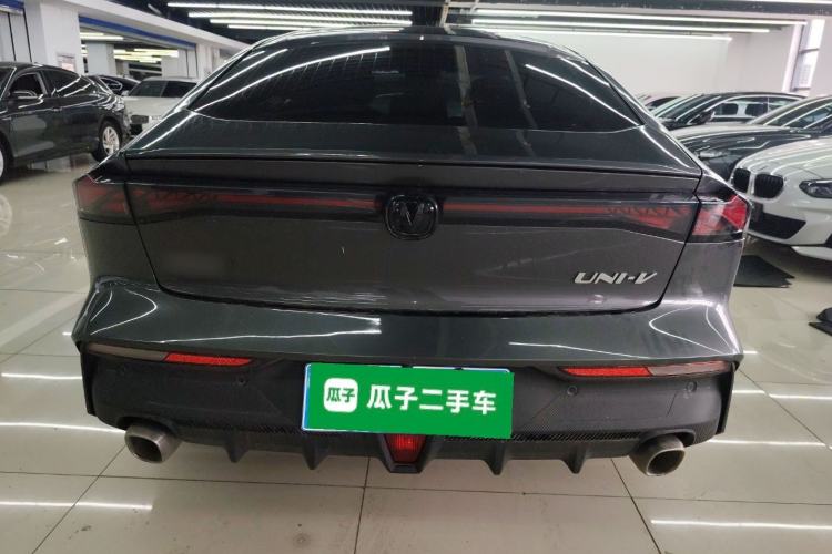 Used Changan UNI-V 2022 1.5T Prestige Version
