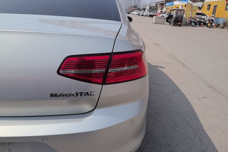 Used Volkswagen Magotan 2017 330TSI DSG Leading Model