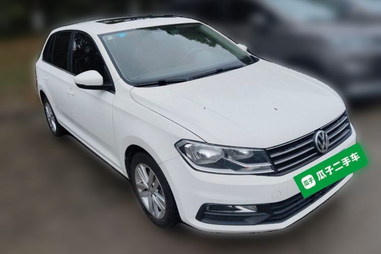 Used Volkswagen Santana 2015 HaoNa 230TSI DSG Comfort Model Front Right 45 Deg