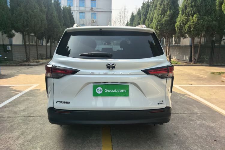 Used Toyota SIENNA 2024 2.5L Hybrid Comfort Edition