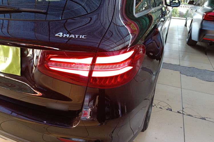 Used Mercedes-Benz GLC 2019 Facelift GLC 260 L 4MATIC Luxury Model
