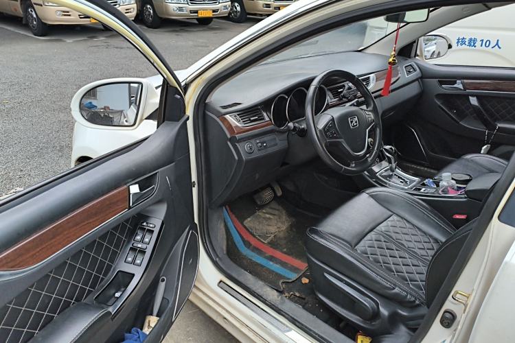 Used Zotye Z500 2015 1.5T CVT Luxury Model Driver Seat