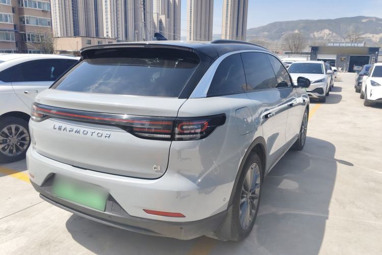Used Leapmotor C11 2024 All-Electric 580 Luxury Edition Rear Right 45 Deg