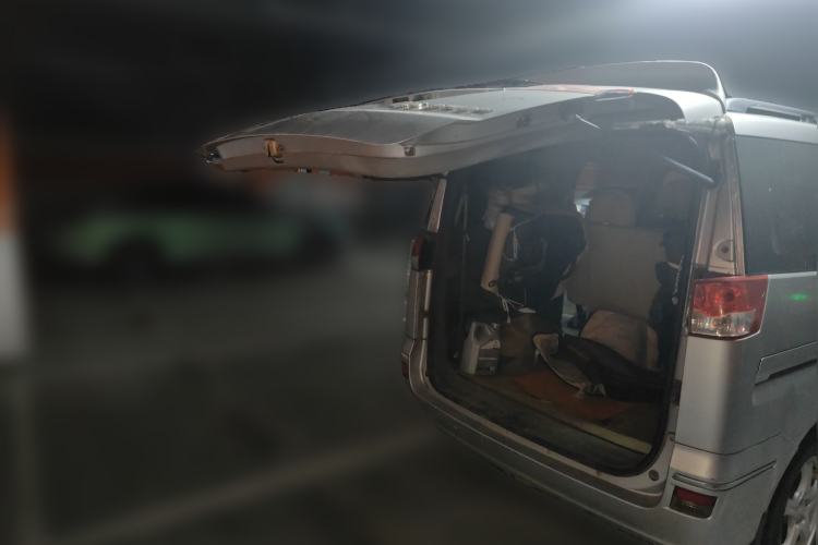 Used Dongfeng Shuaike 2011 1.6L Manual Comfort 7-Seater
