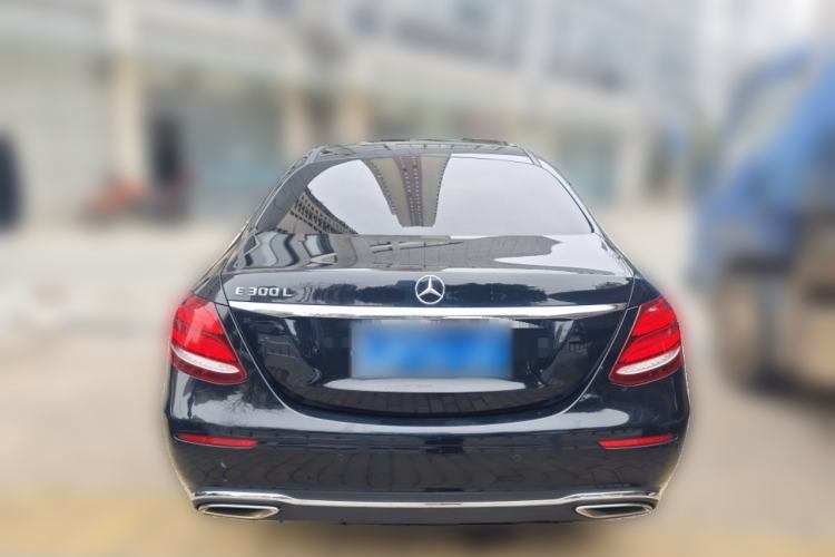 Used Mercedes-Benz E-Class 2016 E 300 L Stylish Model
