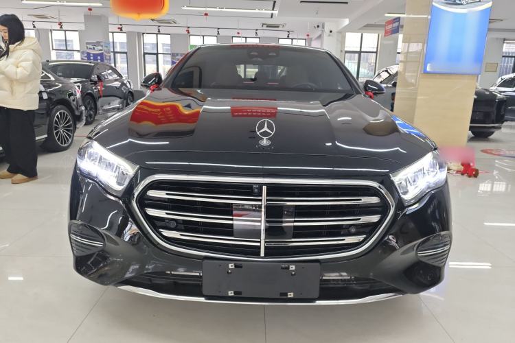 Used Mercedes-Benz E-Class 2024 Facelift E 300 L Luxury Edition
