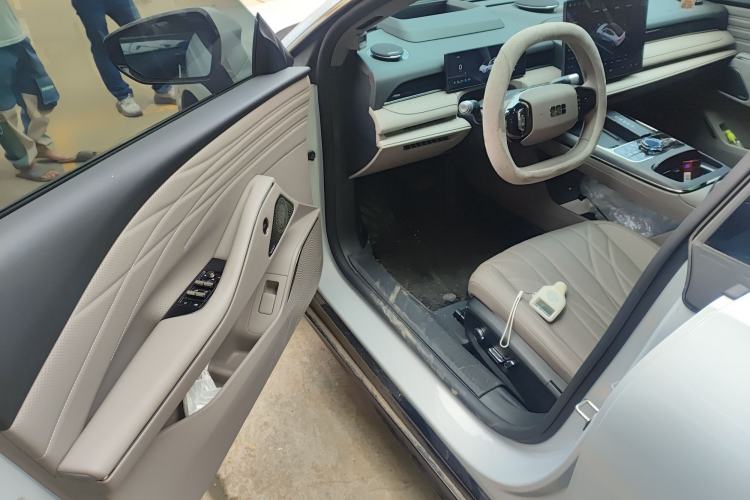 Used Geely Galaxy 8 2025 130km EM-P Starship Edition Driver Seat