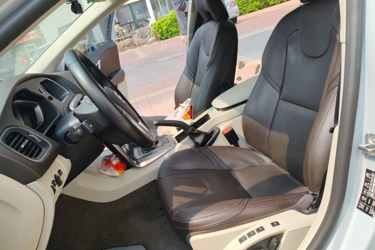 Used Volvo V40 2016 T3 Zhiyi Edition Left Front Seat