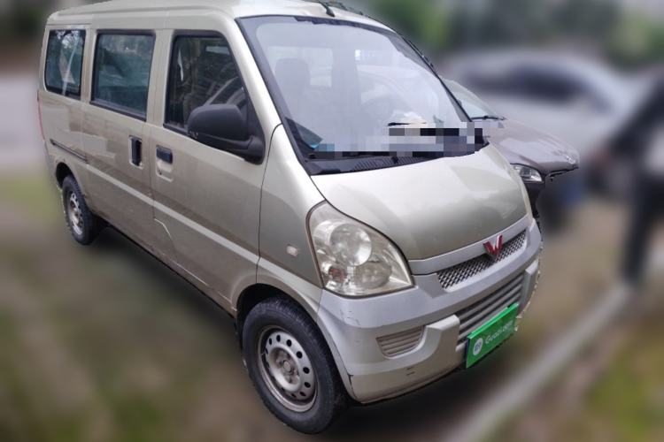 Used Wuling Rongguang 2011 1.2L Base Version
