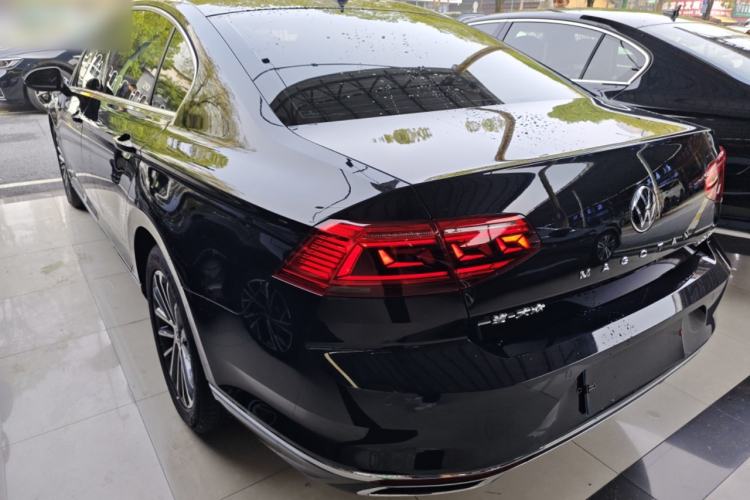 Used Volkswagen Magotan 2020 330TSI DSG Luxury Edition Rear Left 45 Deg