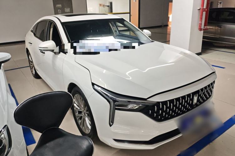 Used Bestune B70 2025 Dragon Edition 1.5T Quality Enjoyment Model Front Right 45 Deg