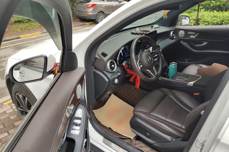 Used Mercedes-Benz GLC 2021 GLC 300 L 4MATIC Dynamic Model Driver Seat