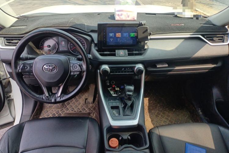 Used Toyota RAV4 2022 2.0L CVT Two-Wheel Drive Urban Edition
