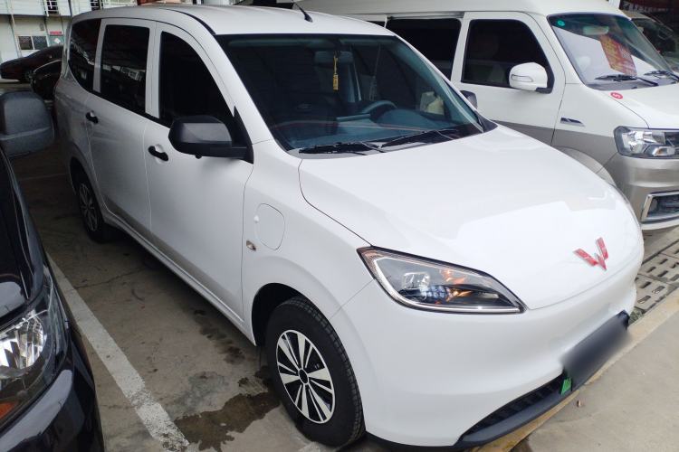 Used Wuling Hongguang New Energy 2024 All-Electric Model 300KM Practical Version