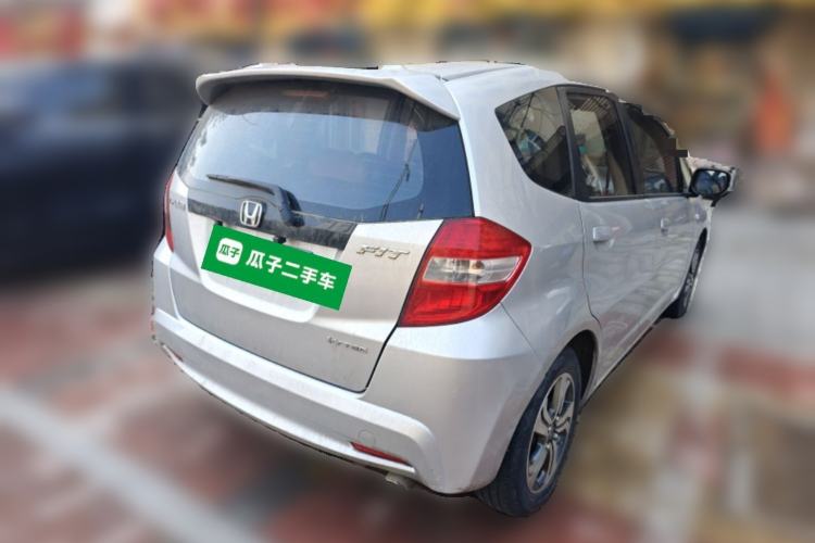 Used Honda Fit 2011 1.3L automatic comfort version
