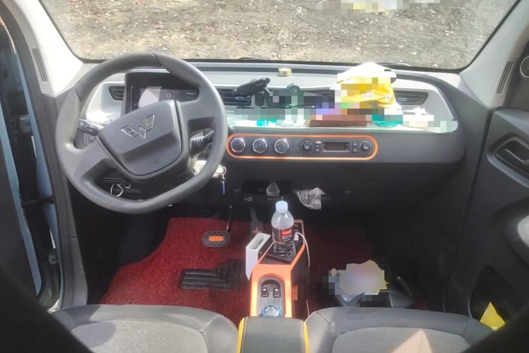 Used Wuling Hongguang MINIEV 2022 Enjoy Edition Lithium Iron Phosphate Center Console
