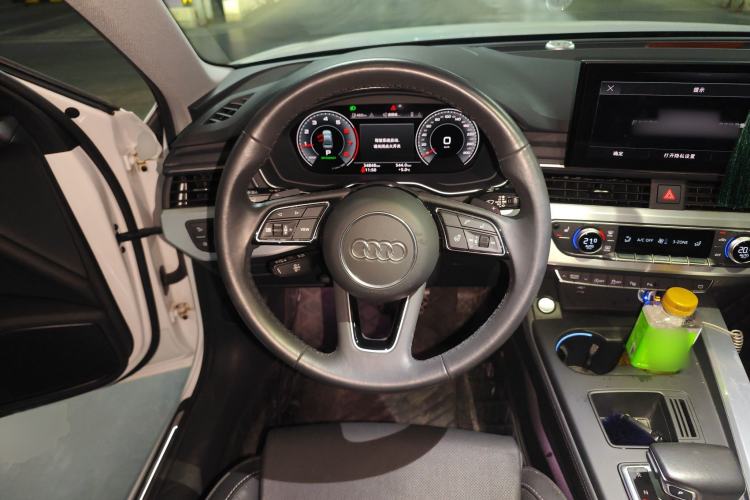 Used Audi A4L 2022 40 TFSI Fashion Dynamic Model
