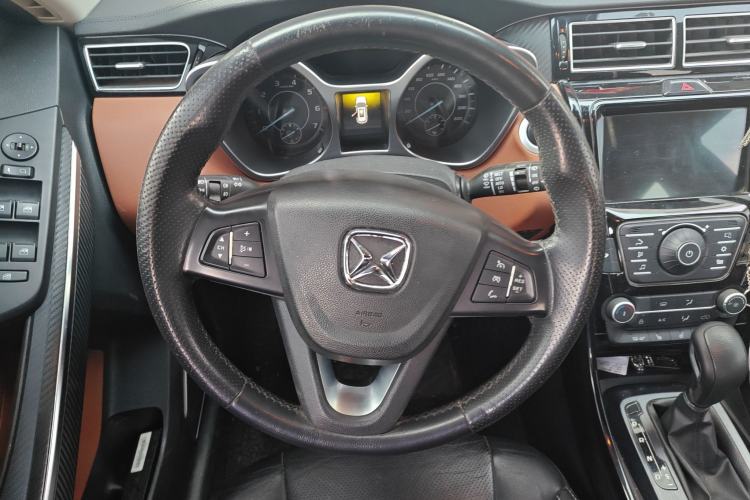 Used JMC Yusheng S330 2016 1.5L GTDi Automatic Two-Wheel Drive Prestige Edition Steering Wheel