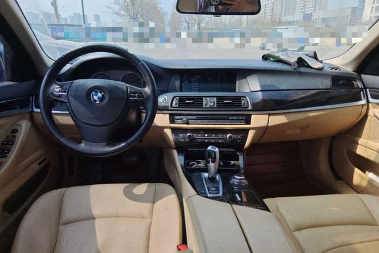 Used BMW 5 Series 2012 523Li Luxury Model
