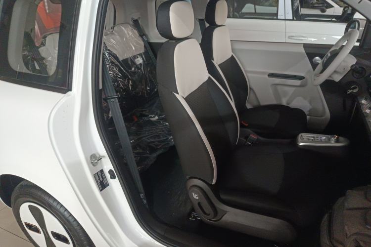 Used CHANGAN NEVO Lumin 2026 Model Treasure Edition 205km Passionate Beige Ningde Right Front Seat