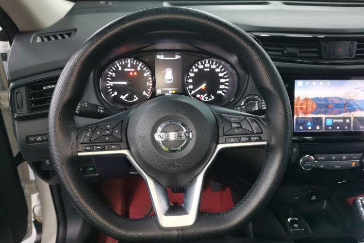 Used Nissan X-Trail 2023 Classic 2.0L Two-Wheel Drive Smart Connect & Comfort Edition