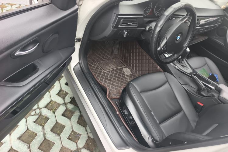 Used BMW 3 Series 2012 318i Leading Model
