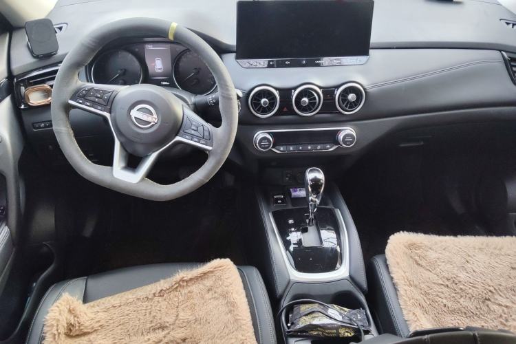 Used Nissan X-Trail 2025 Honor 2.0L Two-Wheel Drive Leading Edition
