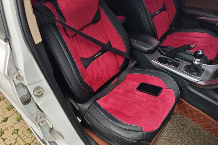 Used BYD Song 2016 GaiShi Edition 1.5TI Manual Elite Model
