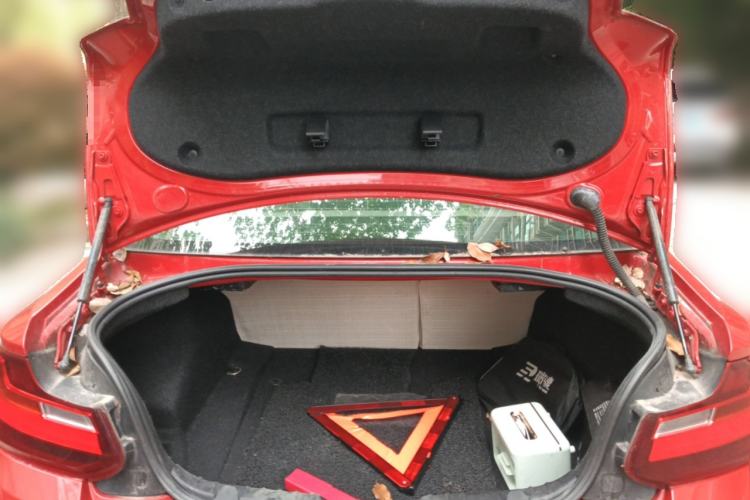 Used BMW 2 Series 2014 220i Sport Design Package Trunk