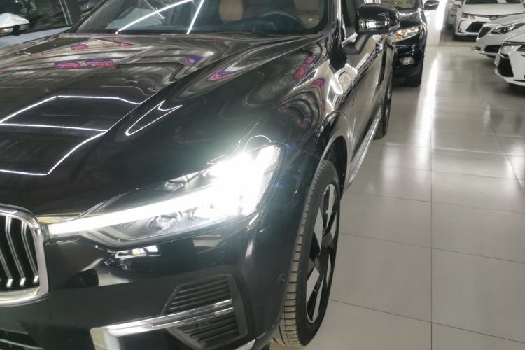 Used Volvo XC60 New Energy 2024 T8 Plug-in Hybrid Long-Range All-Wheel Drive Smart Luxury Edition
