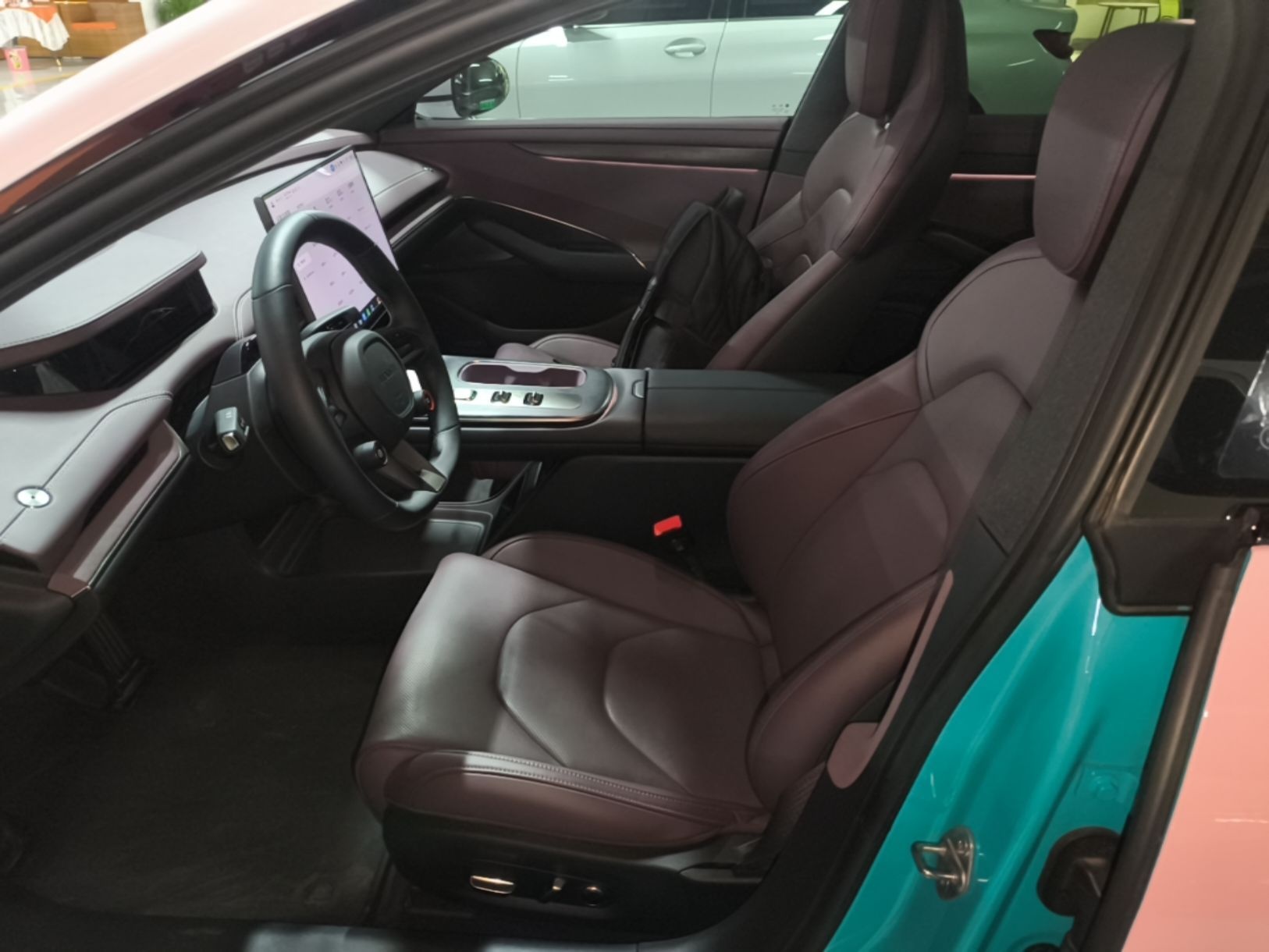 Xiaomi Auto SU7 2024 Rear-Drive Long-Range Intelligent Driving Version — снимка 17