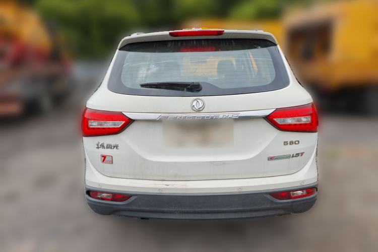 Used Dongfeng Fengon 580 2016 1.5T Manual Luxury Edition
