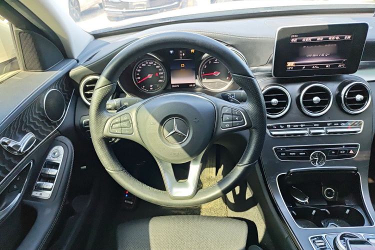 Used Mercedes-Benz C-Class 2017 Restyled C 180 L Fashion Edition Sport Version Steering Wheel