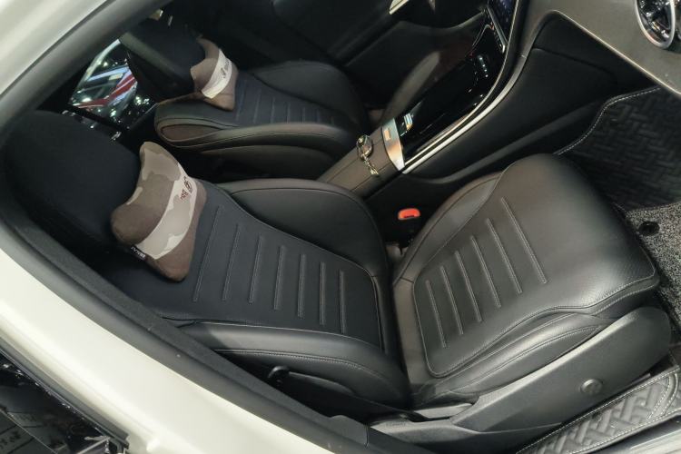 Used Mercedes-Benz GLC Coupe 2024 GLC 260 4MATIC Coupe SUV
